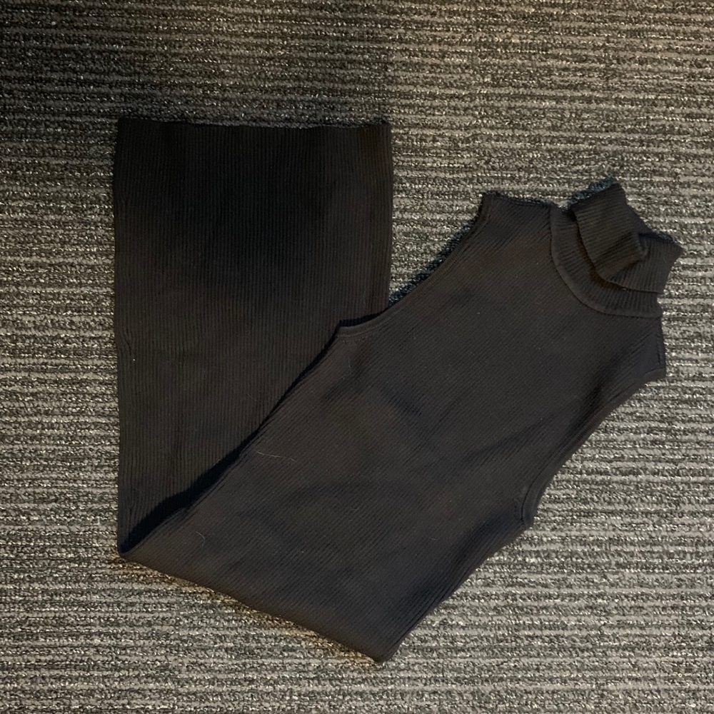 Sleeveless turtle neck sweater dress